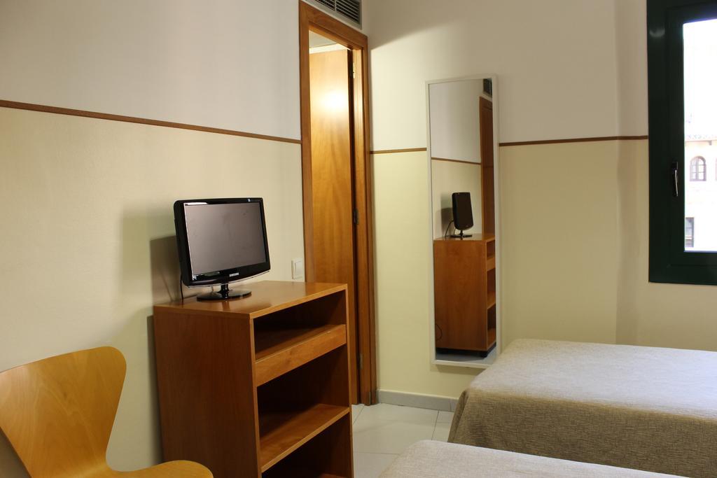 Hotel El Jardi Barcelona Zimmer foto