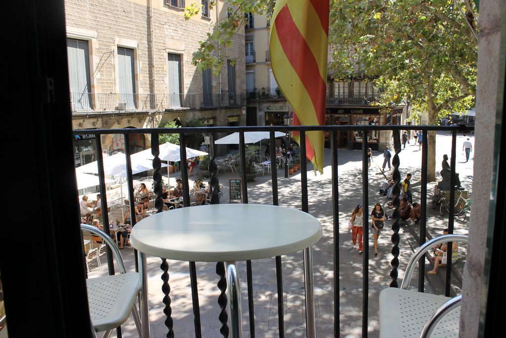 Hotel El Jardi Barcelona Exterior foto